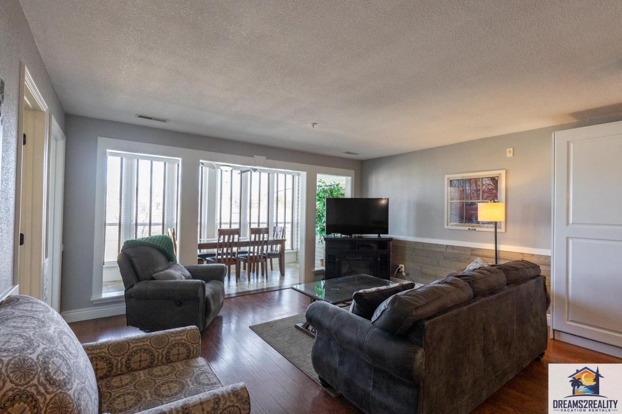 2Br Walk-In Condo - Near The 76 Strip - Free Wifi - Pool - Free Tickets Included - Clb-3 Branson Buitenkant foto