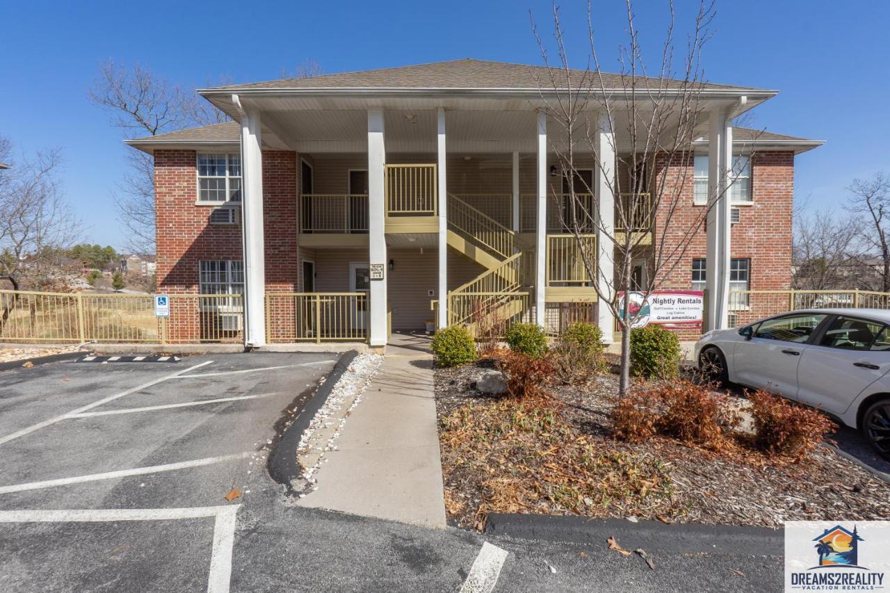2Br Walk-In Condo - Near The 76 Strip - Free Wifi - Pool - Free Tickets Included - Clb-3 Branson Buitenkant foto