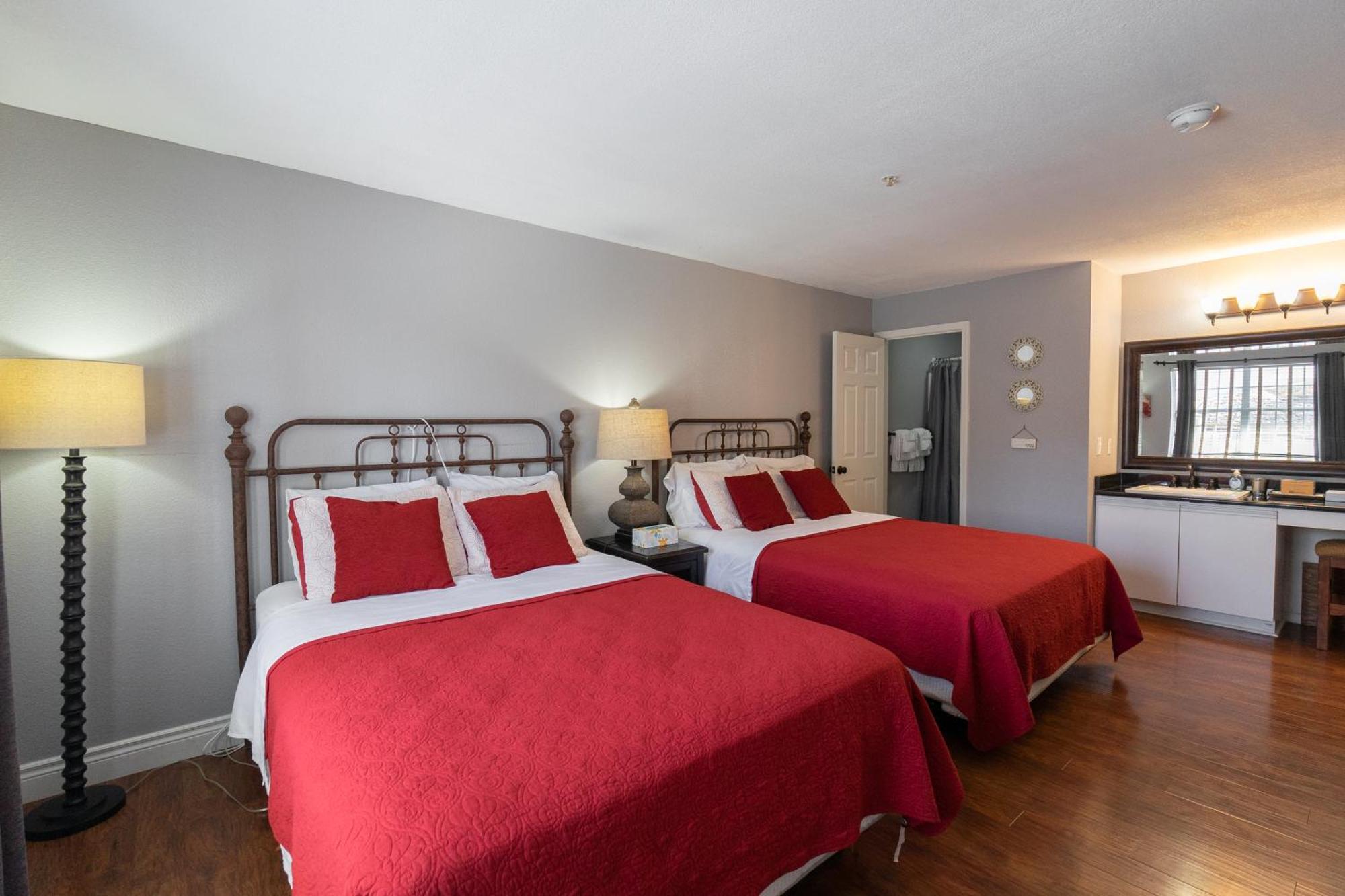 2Br Walk-In Condo - Near The 76 Strip - Free Wifi - Pool - Free Tickets Included - Clb-3 Branson Buitenkant foto