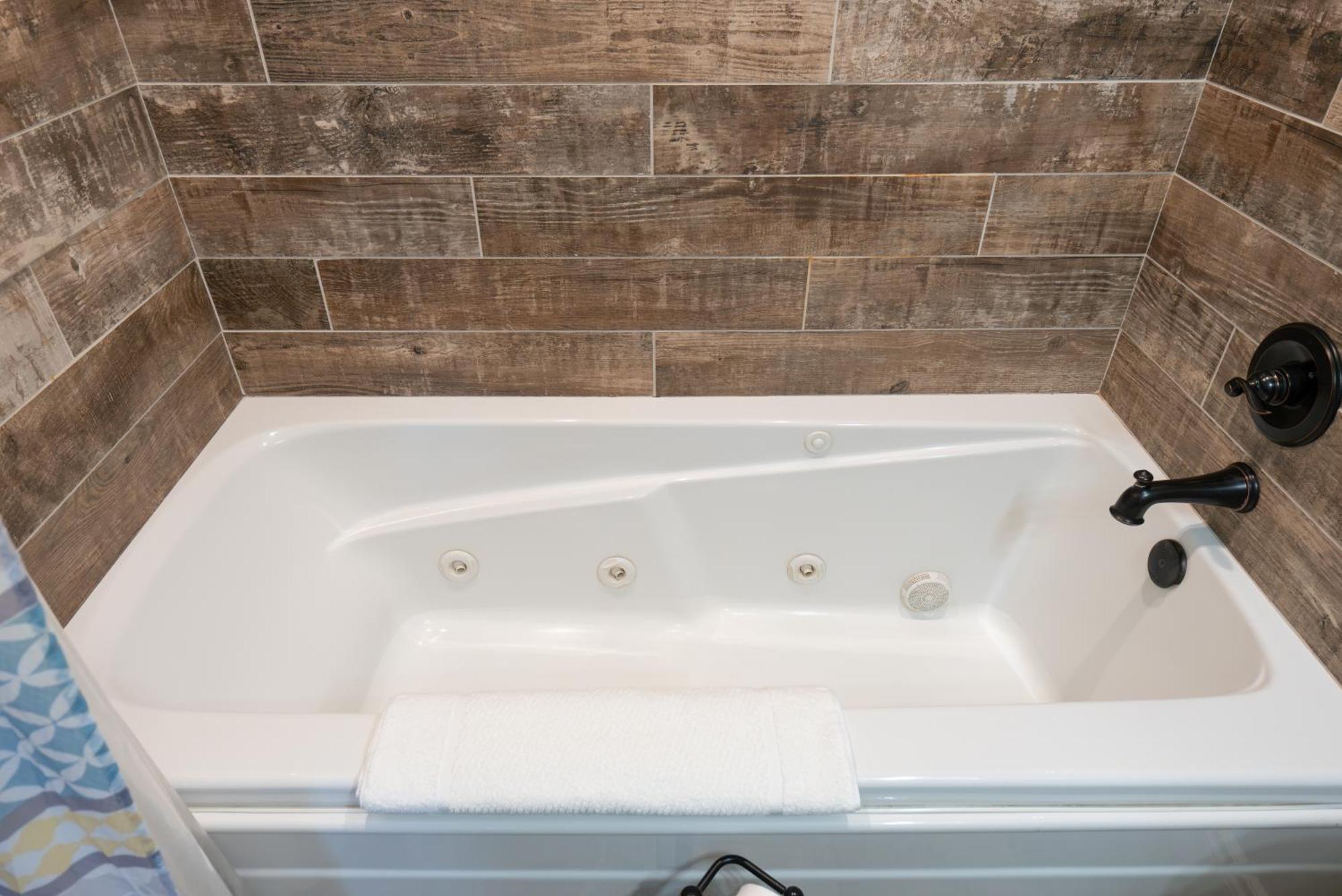 2Br Walk-In Condo - Near The 76 Strip - Free Wifi - Pool - Free Tickets Included - Clb-3 Branson Buitenkant foto